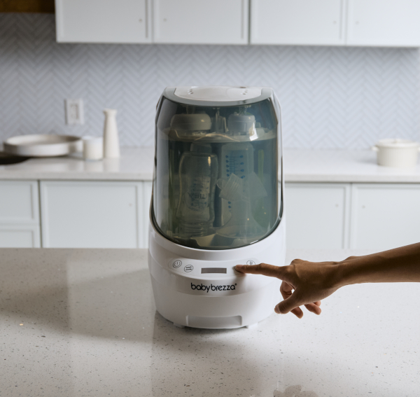 Baby Brezza Bottle Washer Pro All White  Hegen_-_Color_Bottle_Washer0382