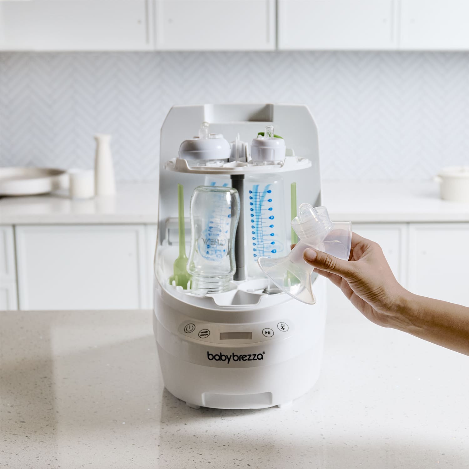 Baby Brezza Bottle Washer Pro All White  Hegen_-_Color_Bottle_Washer0384_1