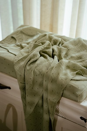 Little Dutch Otulacz muślinowy 120x120 cm Blueberry Leaves