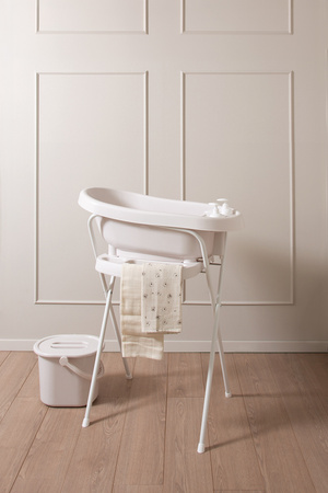 Zestaw bébé-jou Wanienka Thermo Light Oat 426010 + stojak 98 cm