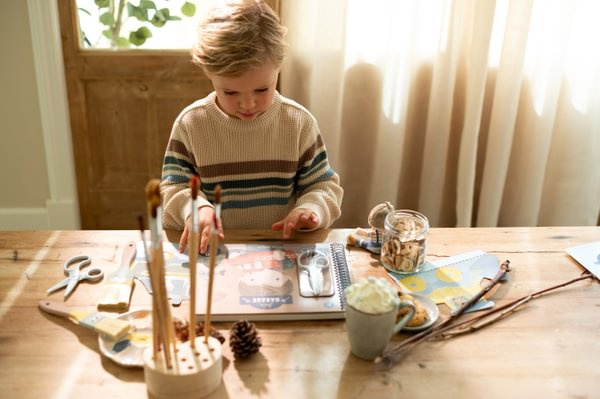 Little Dutch Kreatywny zeszyt z nożyczkami Jim & Friends