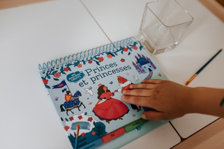 Auzou Kolorowanka wodna Na zamku 89305