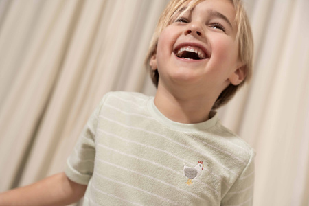 Little Dutch T-shirt frotte z krótkim rękawem Farm Green Stripes - 92 CL24021021