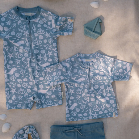 Little Dutch Swimsuit z krótkim rękawem Sea Life Ocean Blue - 98/104
