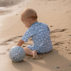 Little Dutch Swimsuit z krótkim rękawem Sea Life Ocean Blue - 98/104