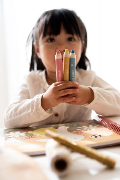 Little Dutch Kreatywny zeszyt z kredkami Rosa & Friends pol_pl_Little-Dutch-Kreatywny-zeszyt-z-kredkami-Rosa-Friends-5640_7