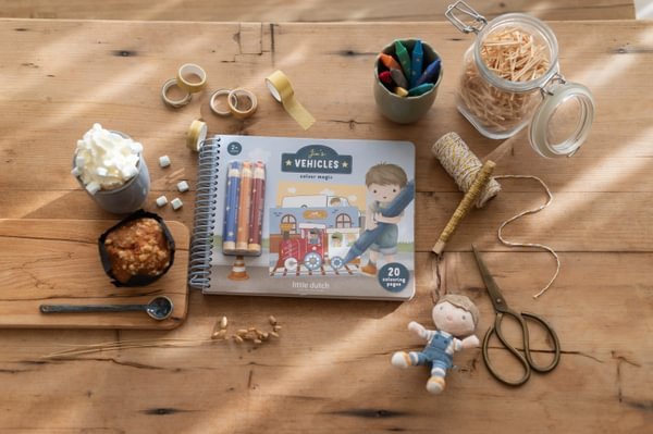 Little Dutch Kreatywny zeszyt z kredkami Jim & Friends pol_pl_Little-Dutch-Kreatywny-zeszyt-z-kredkami-Jim-Friends-5639_6