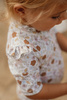 Little Dutch Swimsuit z rękawami Vintage Little Flowers - 98/104 CL45403901