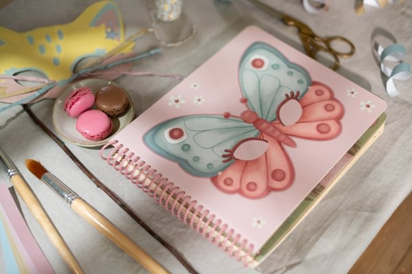 Little Dutch Kreatywny zeszyt z nożyczkami Rosa & Friends